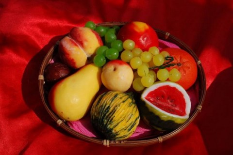 Artificial Fruit